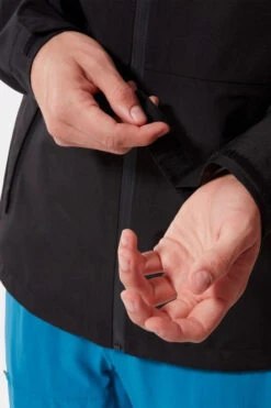 The North Face Mens Dryzzle Futurelight Jacket -Cotswold Outdoor Shop b12a000040 7070 w