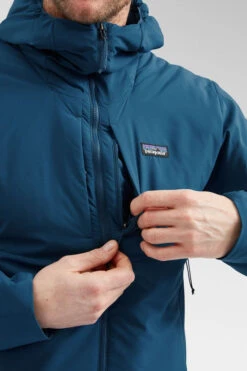 Patagonia Mens Nano-Air Hoody -Cotswold Outdoor Shop b12acb0307 4343 v