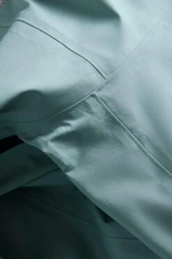 Montane Mens Torren Jacket -Cotswold Outdoor Shop b12ae90485 5353 j