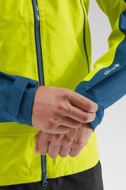 Mountain Equipment Mens Saltoro EPE Jacket -Cotswold Outdoor Shop b12ae90523 5642 u