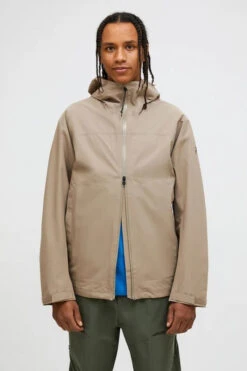 Peak Performance Mens Treeline Shell Jacket -Cotswold Outdoor Shop b12ae90553 5454 z